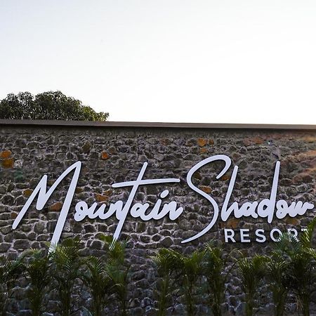 Mountain Shadow Resort イガットプリ エクステリア 写真